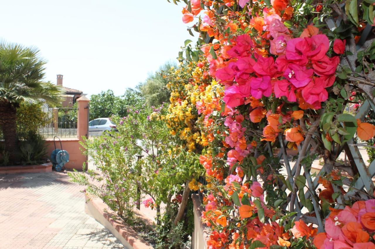 Arbatax Le Terrazze Sul Mare Aparthotel Exterior foto