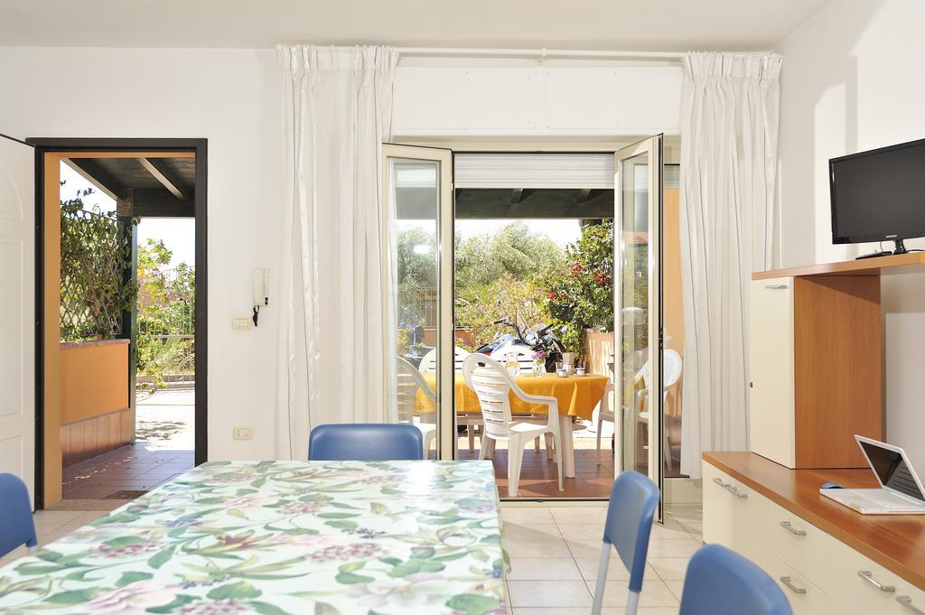 Arbatax Le Terrazze Sul Mare Aparthotel Quarto foto